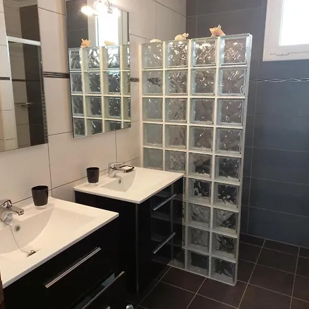 Casa Con Piscina, A/a, Bbq, Wifi Y Garaje En - Es-89-76 * Sant Pere Pescador
