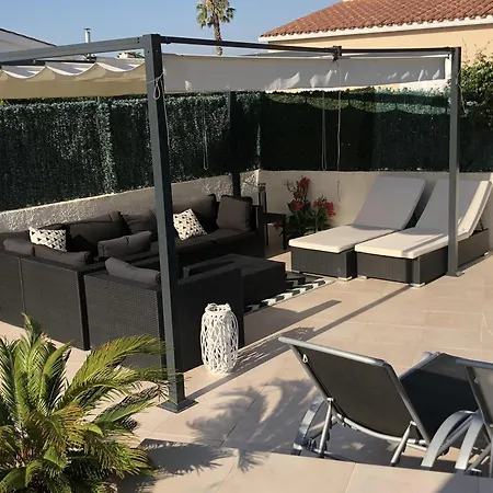 Casa Con Piscina, A/a, Bbq, Wifi Y Garaje En - Es-89-76 Sant Pere Pescador